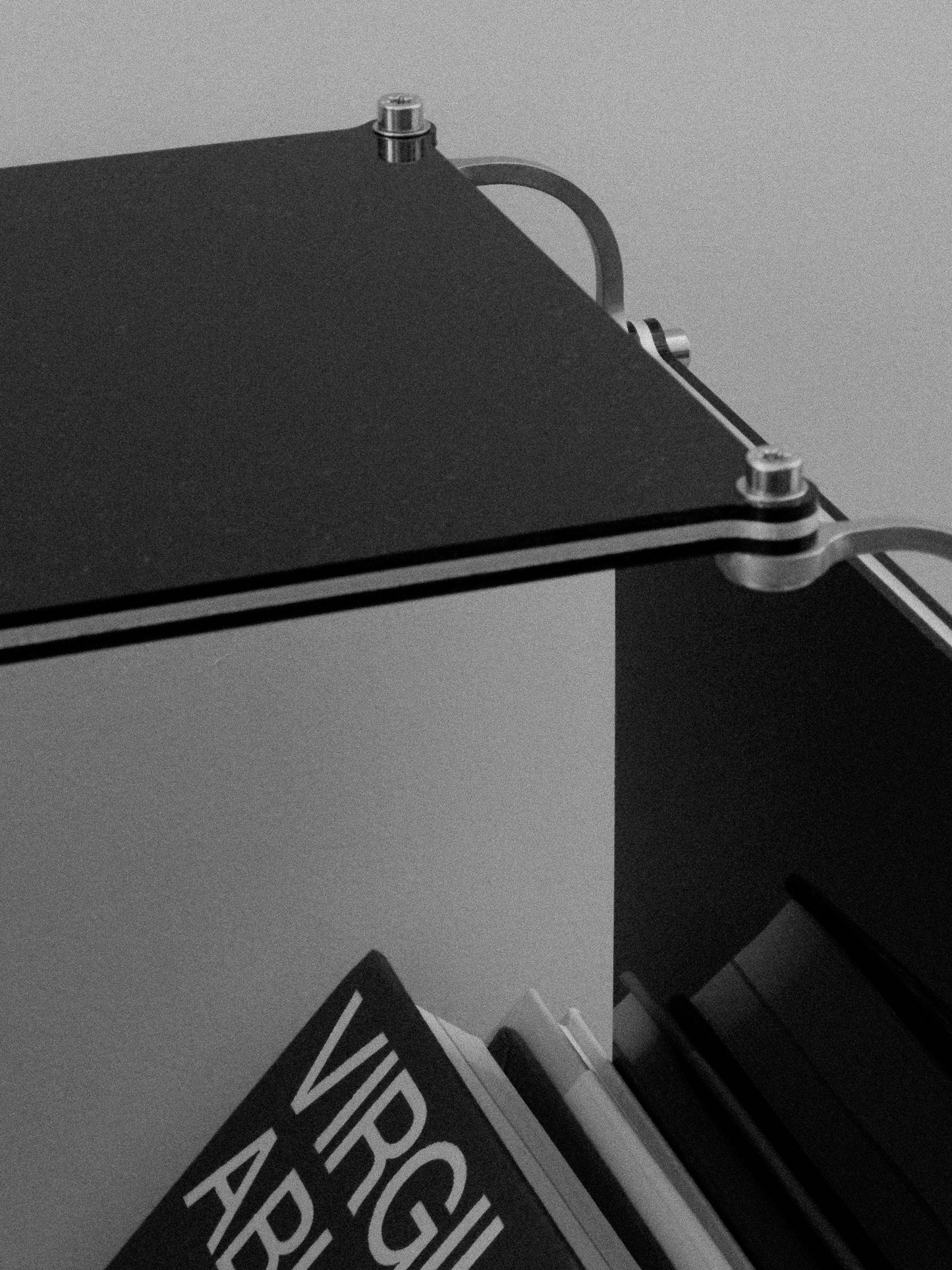 SIDE TABLE ST1